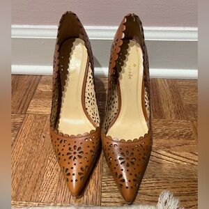 Kate Spade Lana Laser Cut Floral Pump